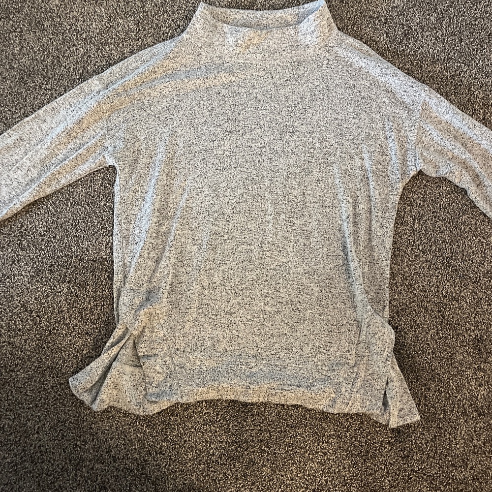 Women’s shirt